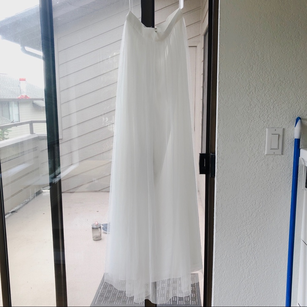 NWT Tulle & Chantilly Long Tulle Skirt in White